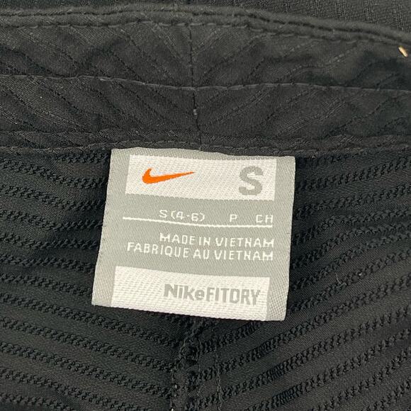 Nike Sz S Black FitDry Lightweight Activewear Pants Relaxed Fit Comfort Stretch - Picture 7 of 9